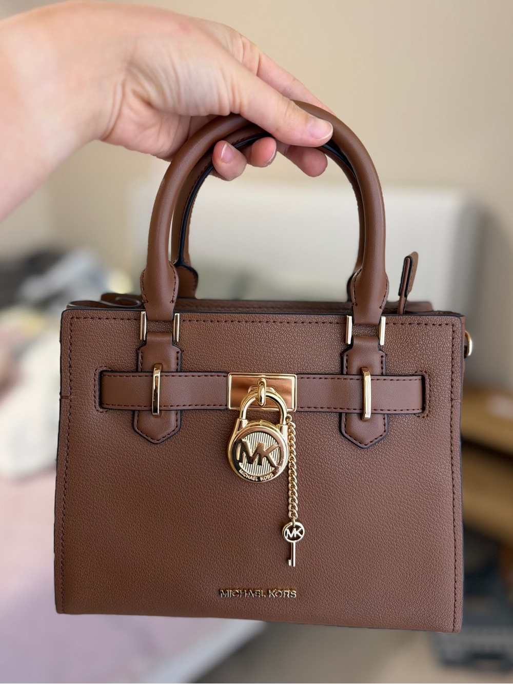 Michael Kors Hamilton Brown Leather Satchel Handbag and crossbody bag